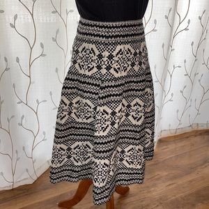 Nine West Black and White Skirt